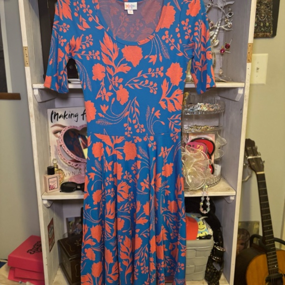 Lularoe Nicole Fit Flare Dress Floral Leaf Print. Tagged Size S. - Picture 2 of 3